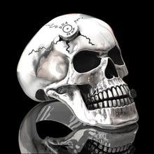 Load image into Gallery viewer, Trendy skull ring
